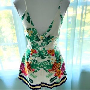 Floral Romper size Small